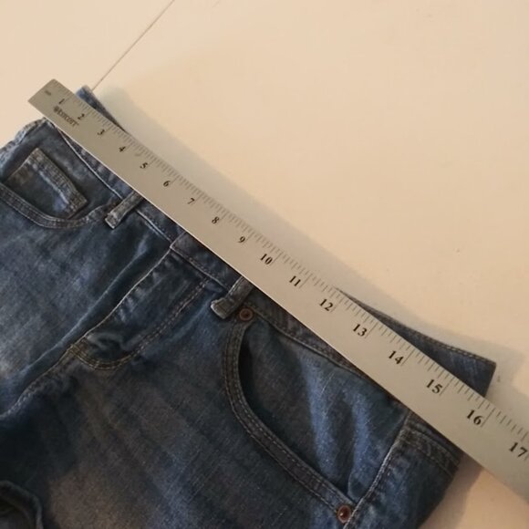 SO women's size 9 medium wash shortie shorts - Picture 7 of 13